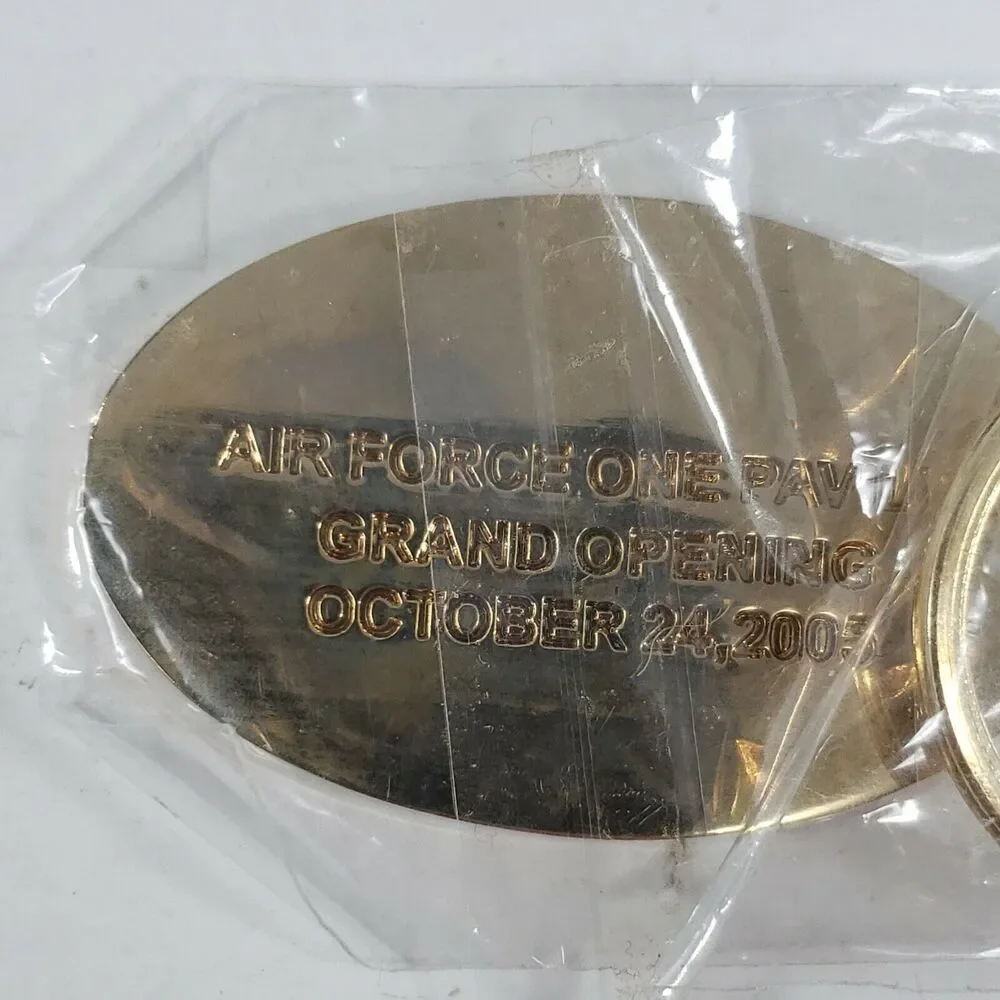 Air Force One Pavilion Grand Opening Key Chain Ronald Reagan New October 2005